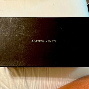 Bottega Veneta black sandals size 39